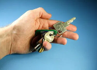 Aqua Locksmith Store Olmsted Falls, OH 440-387-5211 - 3-Locksmith-26-key-service